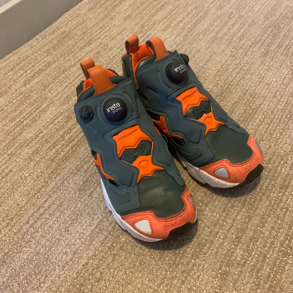 Reebok fury sneakers